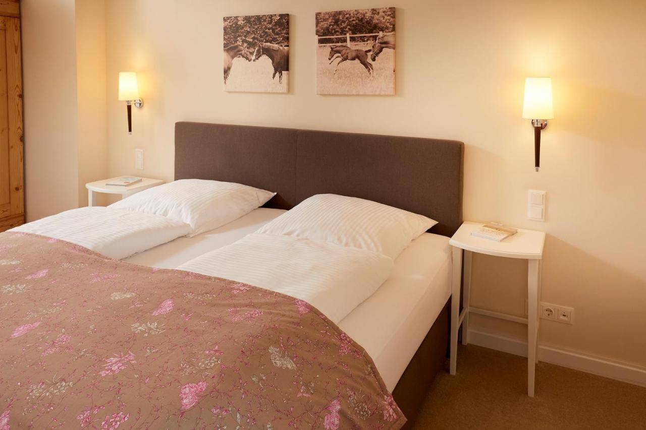 Kino-Hotel Meyer Harsefeld Екстер'єр фото